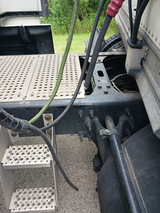 Duke Mobile Truck and Trailer Service 8