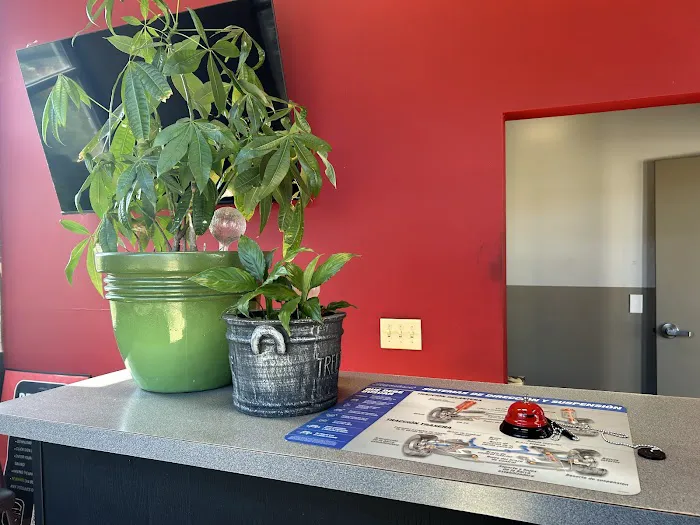 MY TECH AUTO Woodridge Quick Lube and Auto Repair 5