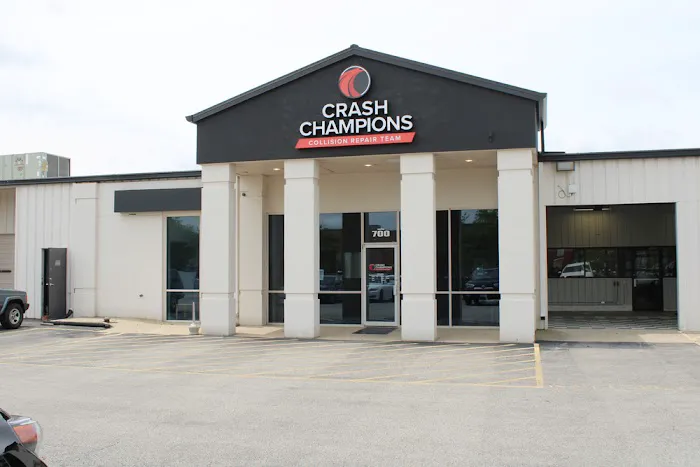 Crash Champions Collision Repair Naperville 9