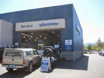 Quick Lane at Mock's Ford Sales 5