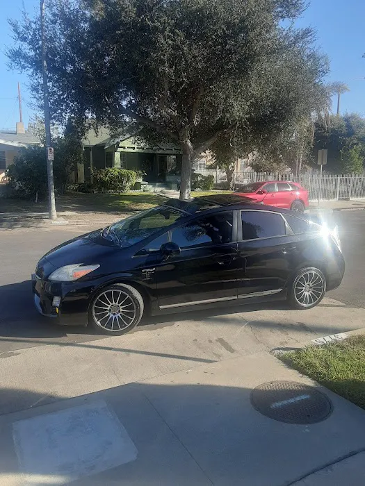 Castillos Tire Shop 0