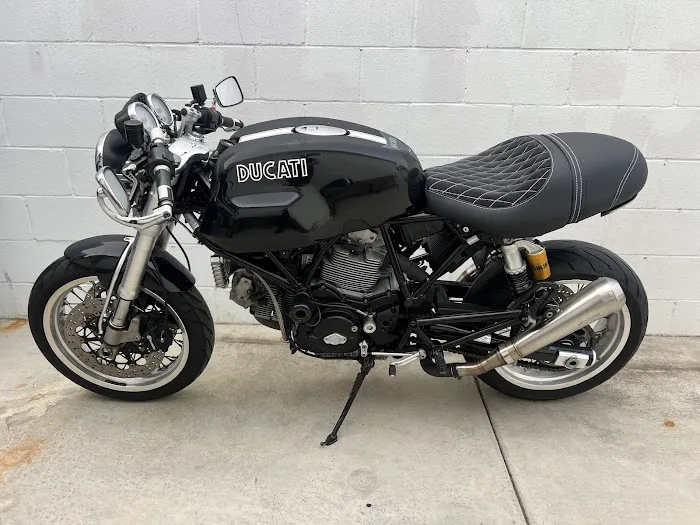 Visionaire Auto Studio 1