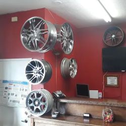 Baja Tires & Wheels ico