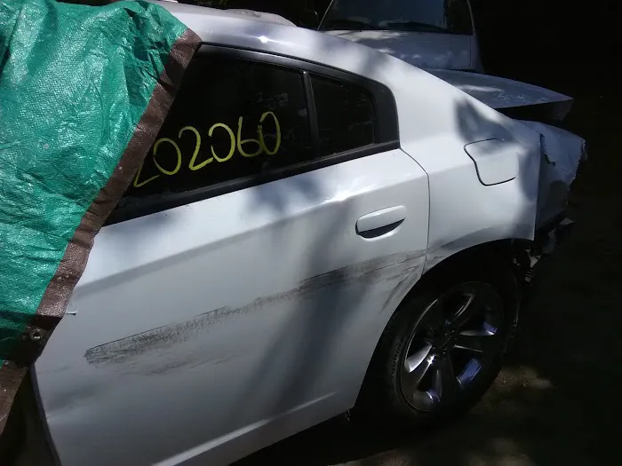 Alfonso's Auto Body 4