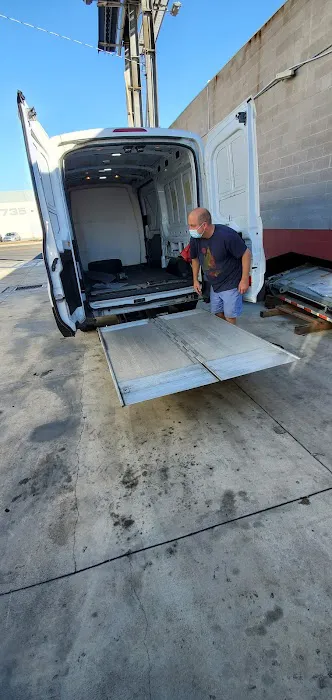 Mobile Lift Gate Service 2
