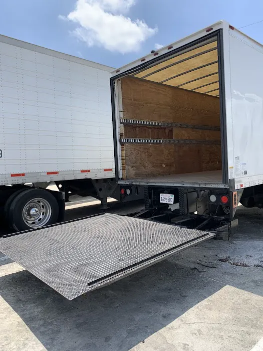 Mobile Lift Gate Service 4