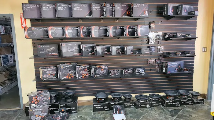 Techronics - Car Audio and Car Stereo 4