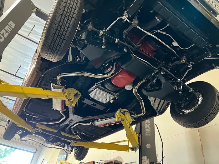 MK GARAGE INC 7