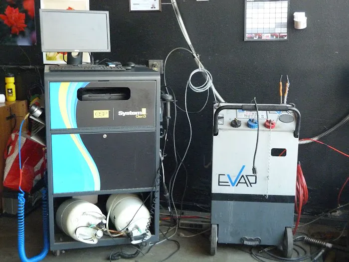 Dal'S Auto Repair And Smog 1