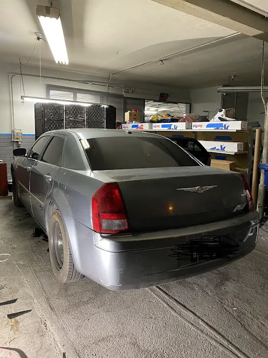 Piggys Mobile tint 0