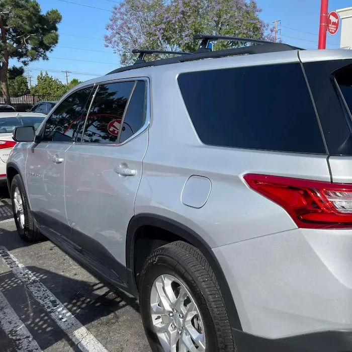 Piggys Mobile tint 9