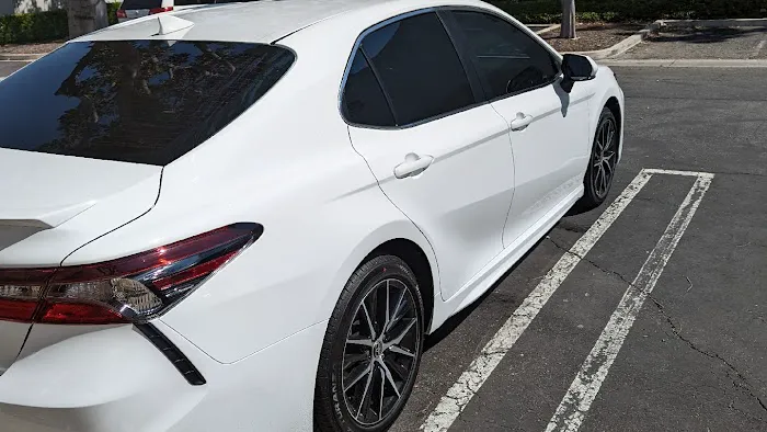 Piggys Mobile tint 5