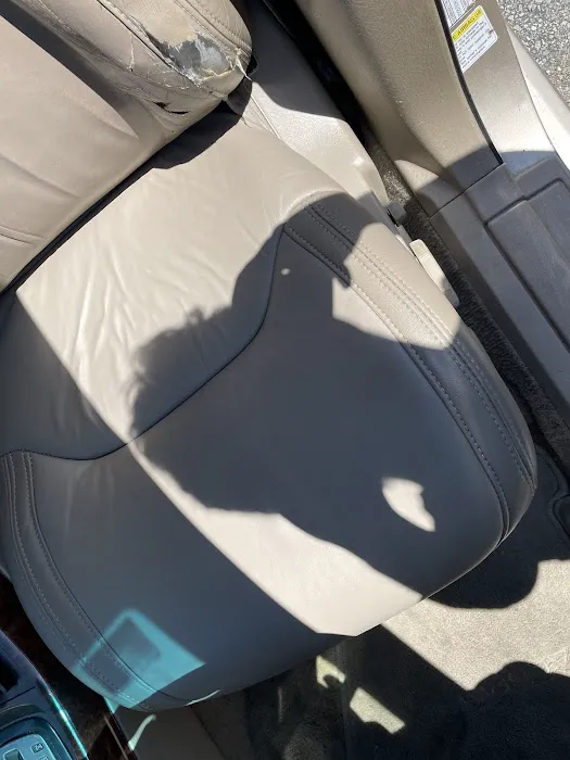 Loyola Auto Interiors 0
