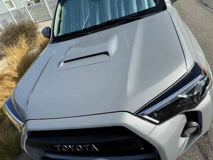 Lux Auto Body & Paint 4