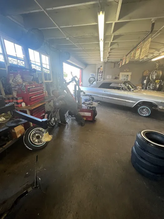2 Brothers Tire Services 5
