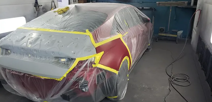 Gardena Paint & Body Shop 0