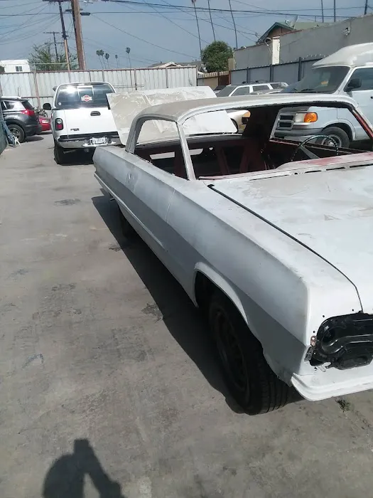 AC Universal Body Shop 1