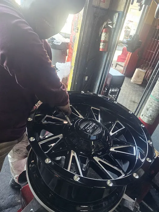 So-cal Tires & Wheels 7