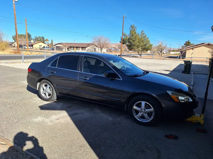 5 As mobile mechanic service. 2