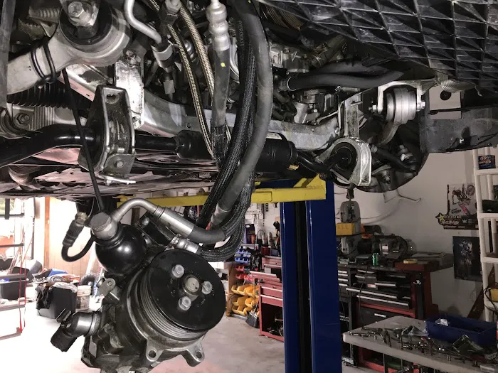 5 As mobile mechanic service. 8