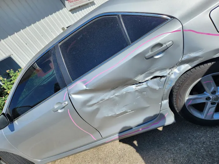 Doug's Auto Body 4