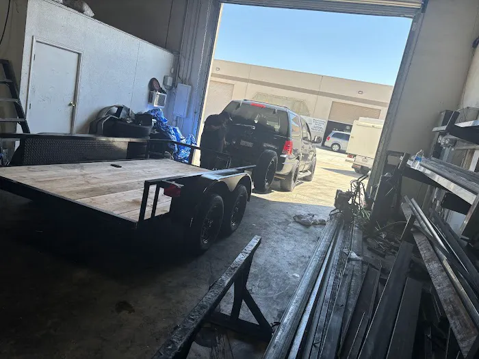 Cal icustom trailers 5