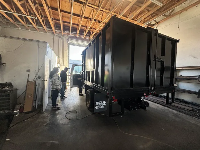 Cal icustom trailers 2