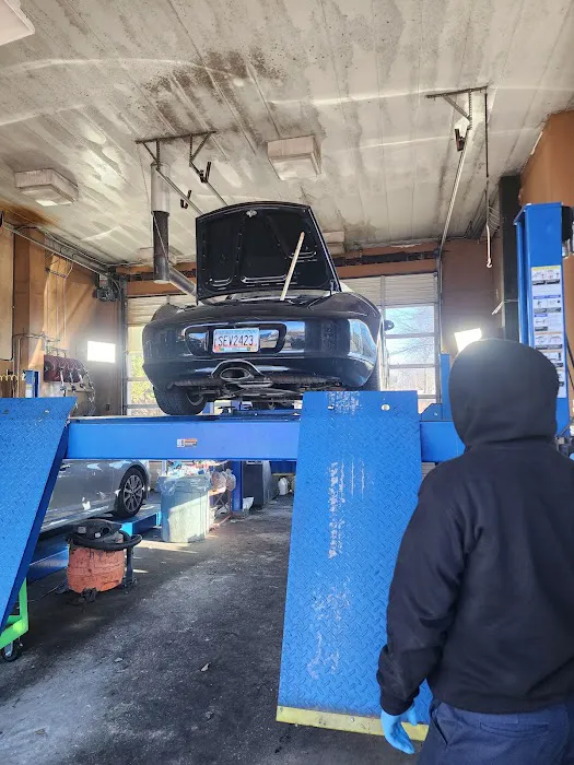 Roswell Auto Center 3