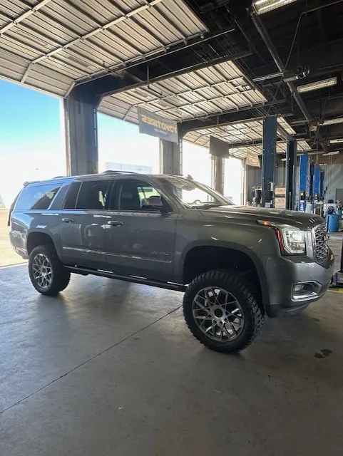 AZ Lift Shop 1