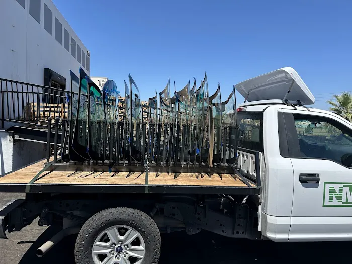 Nielsen & Moller Auto Glass Distributors 0