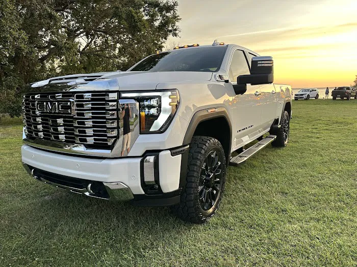 Rivard Buick GMC Service & Parts 6