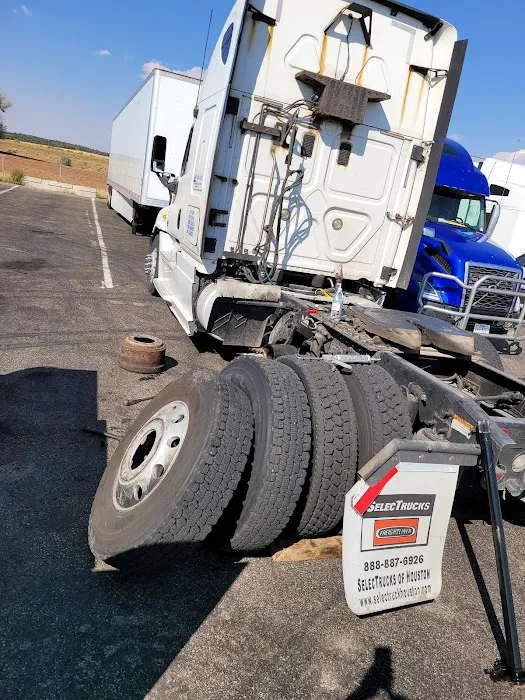 Brown's Towing & Road Service 6