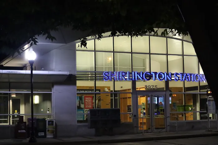 Shirlington Shell Service Center 5