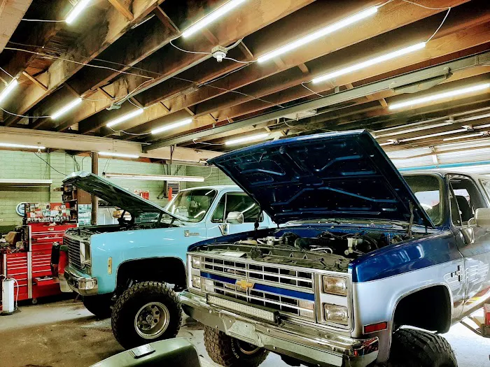 Pete's Auto Sales & Service 6
