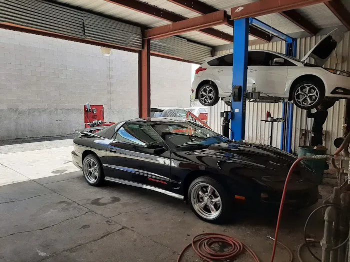 Pete's Auto Sales & Service 1