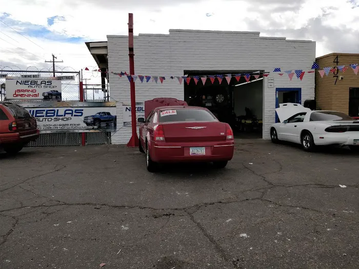 Nieblas Auto Shop 6