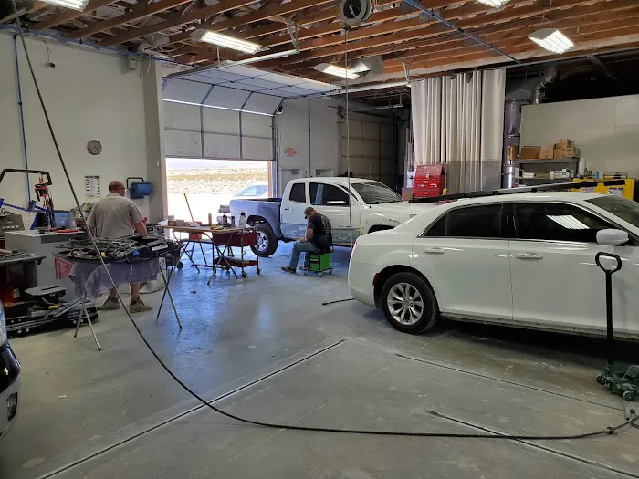Saitta Trudeau Paint & Auto Body Shop 8