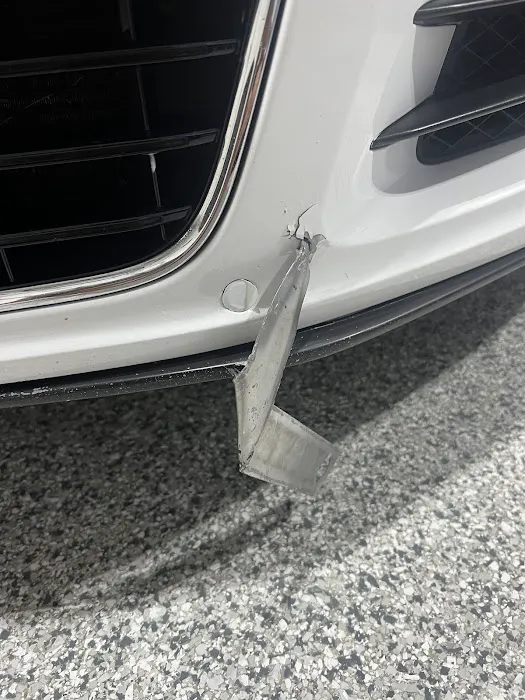 T-Rods Collision & Restoration Center 3