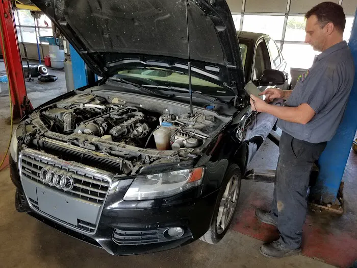 Grand Pointe Automotive, Grand Blanc Township location 0