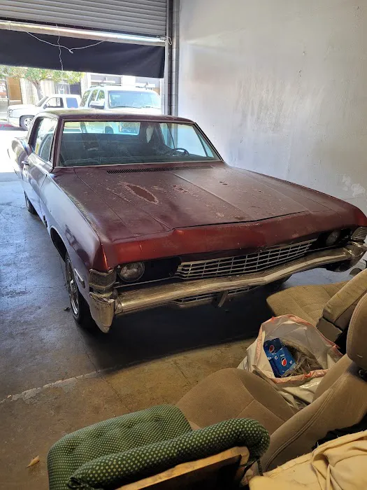 Robert Auto Upholstery 3