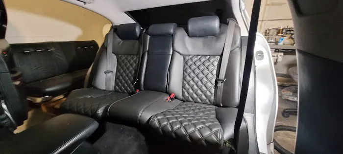 Robert Auto Upholstery 0