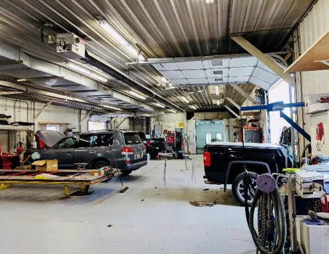 C & L Auto Body of Sussex 6