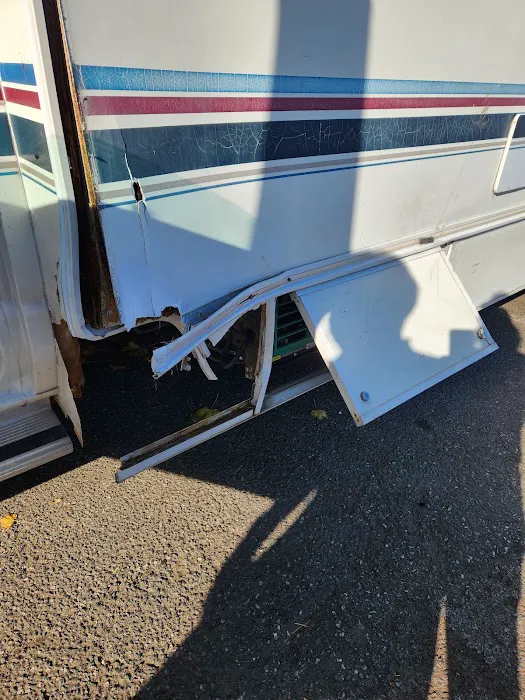 Country Classic Auto Body 3