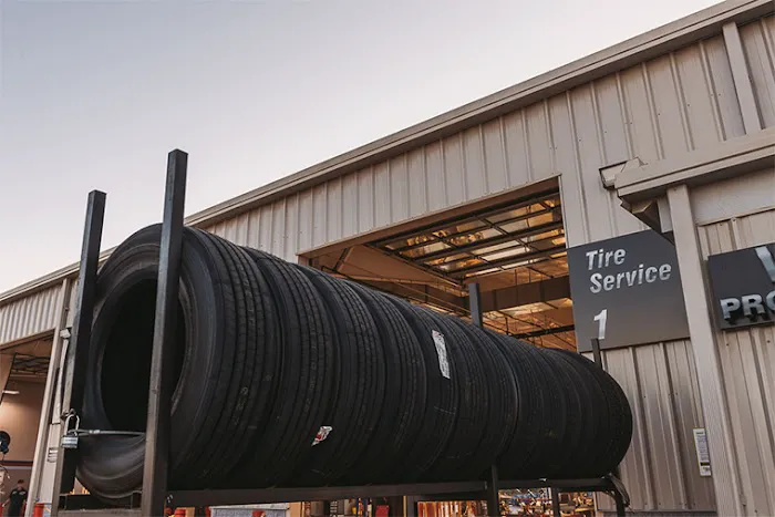 Bakersfield Truck and Trailer Tires 3