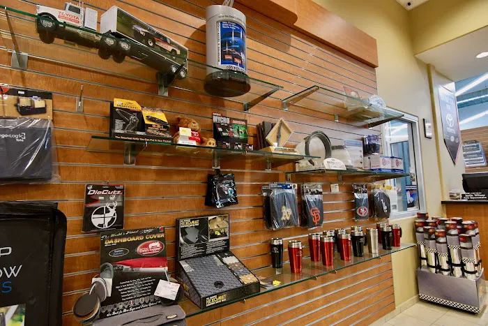 Thompsons Toyota Parts Center 5