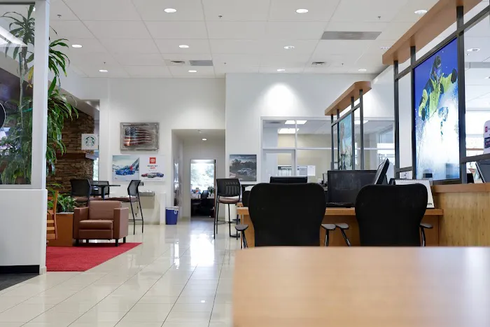 Thompsons Toyota Service Center 3