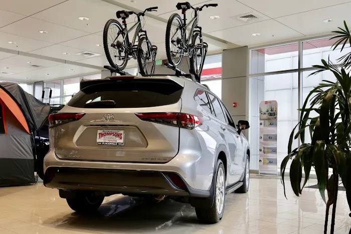Thompsons Toyota Service Center 5