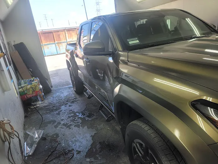 2Bros' Window Tint 4