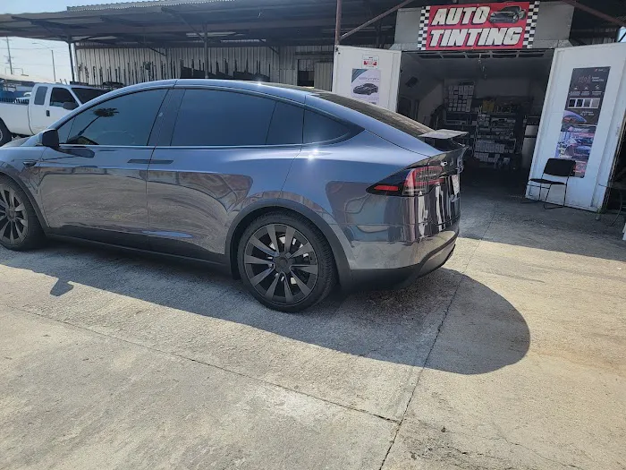 2Bros' Window Tint 3
