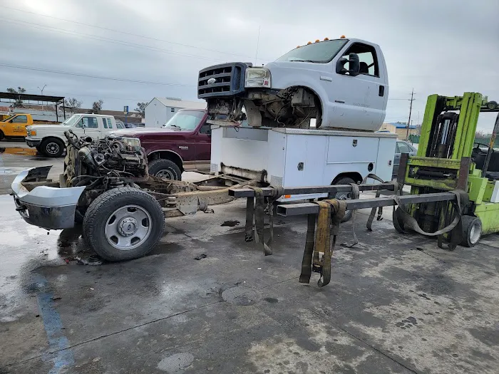 Diesel Daddy Co. Truck & Auto Repair 8